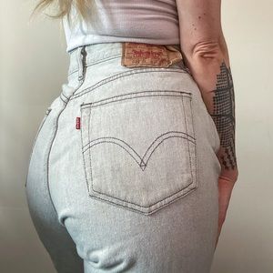 Dreamy Levi Jeans